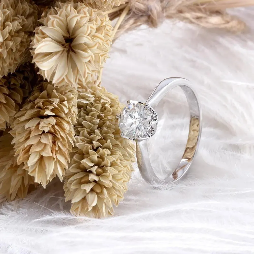 14k White Gold Solitaire Moissanite Ring 1ct