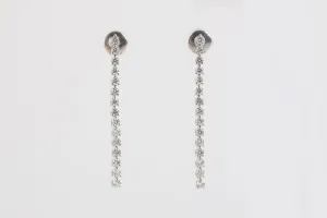 18k White Gold 0.90tcw Diamond Dangle Earrings (3.96g.)
