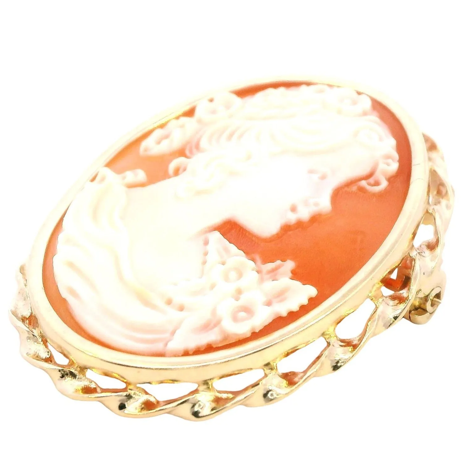 A Piece of History 9ct Yellow Gold Shell Cameo Brooch/Pendant