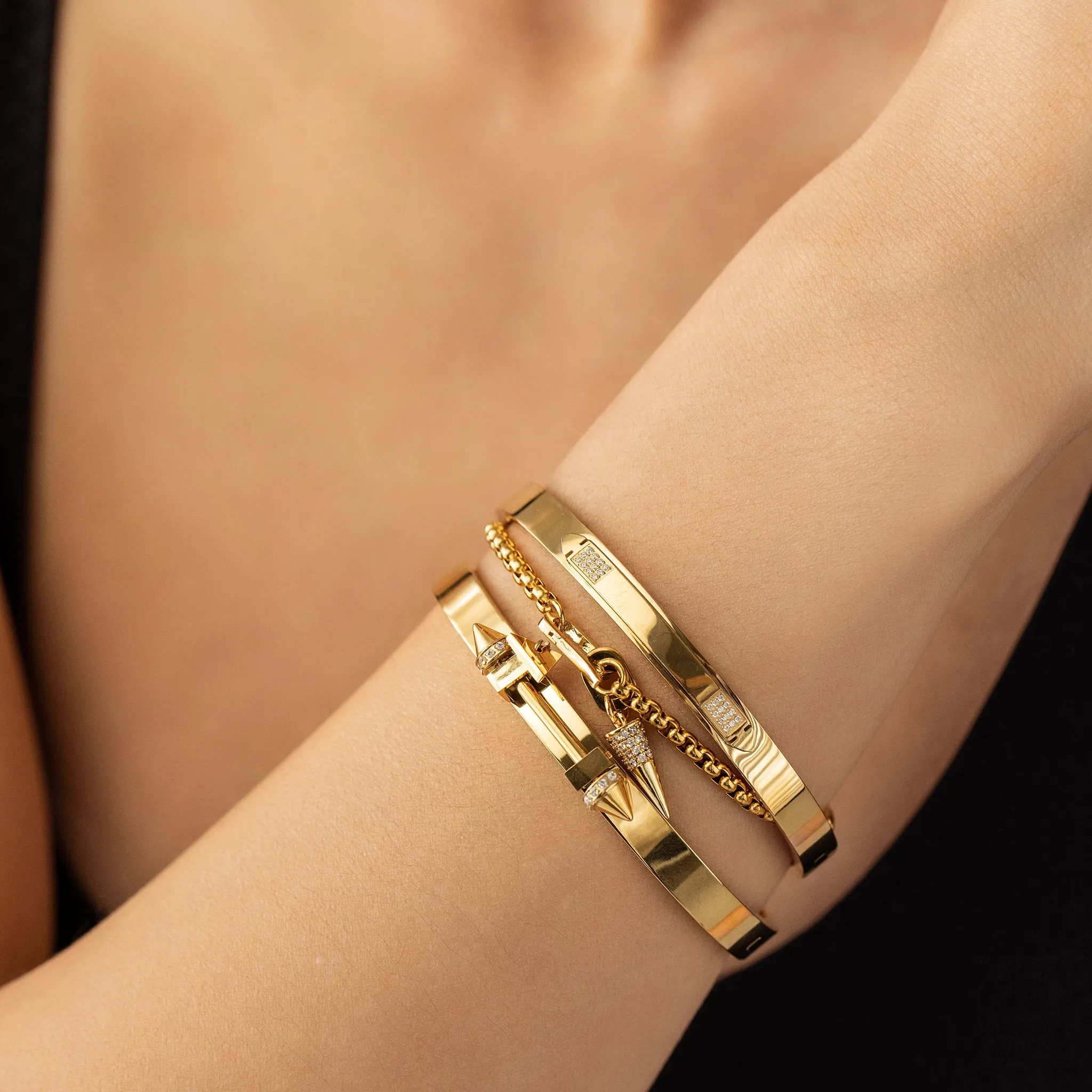 ARROWHEAD BRACELET STACK