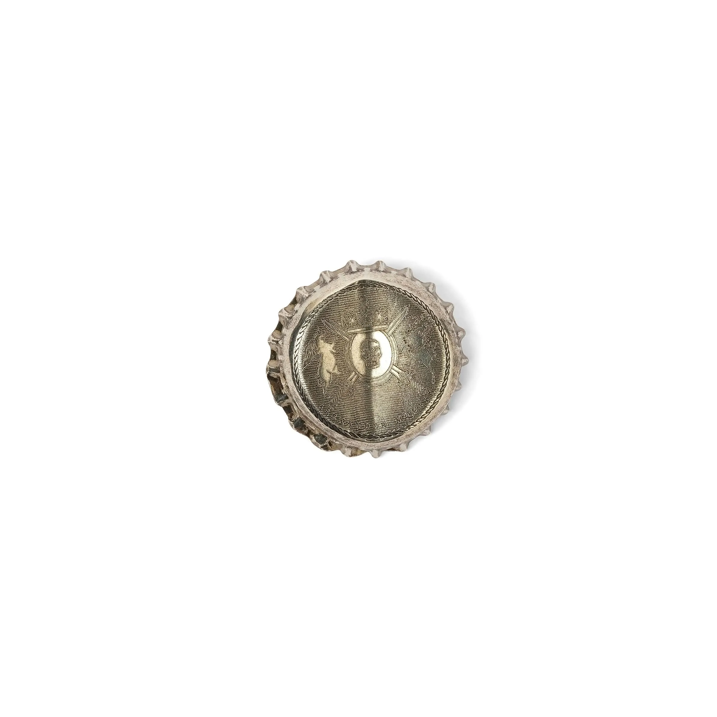 Cup Brooch in Silver