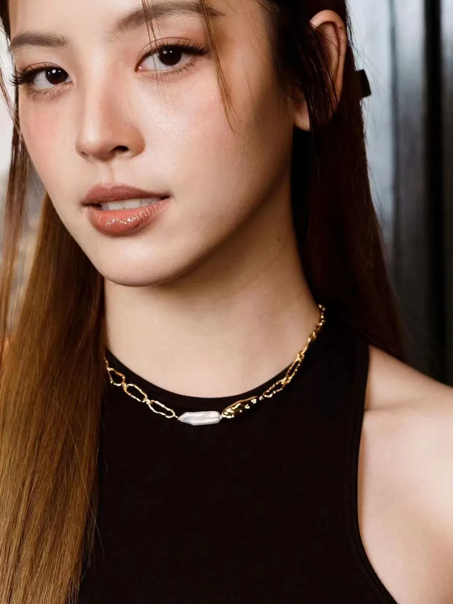 Golden Harmony Baroque Pearl Chain Collar Necklace