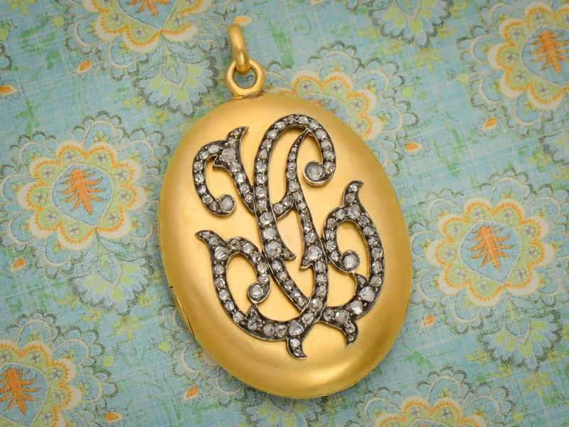 Monogram Me - Diamond Gold Initial Locket