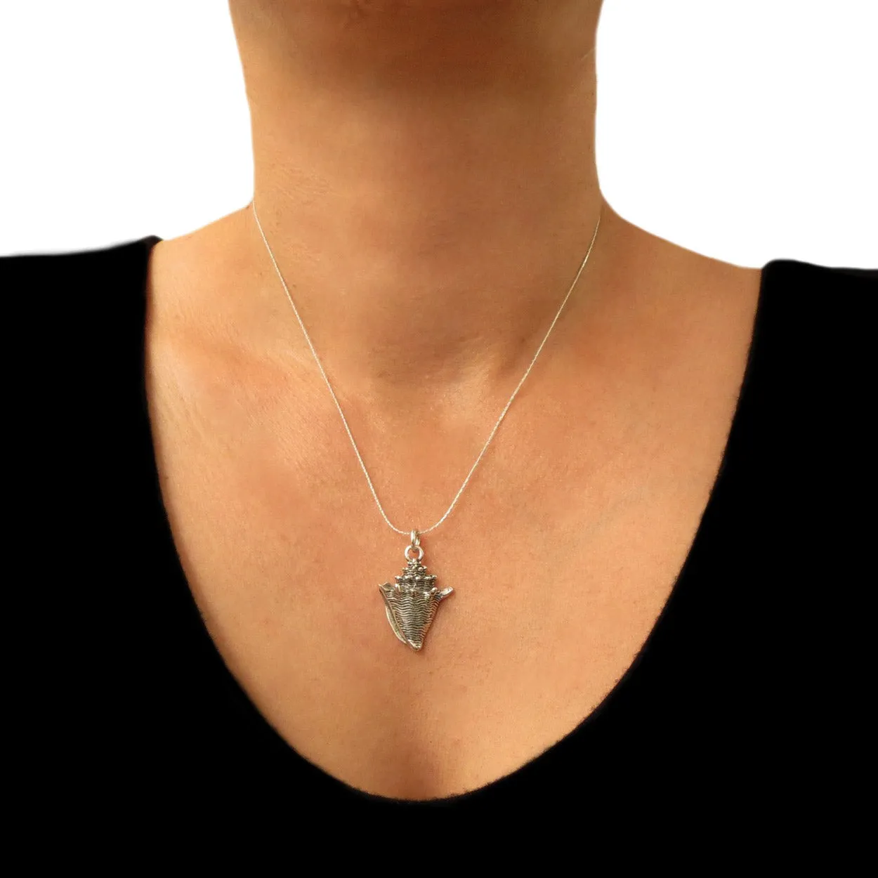 Small Sea Shell 925 Sterling Silver Pendant