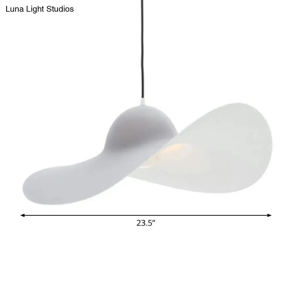 Stylish Wide-Brimmed Hat Pendant Lamp for Minimalist Living Room Decor