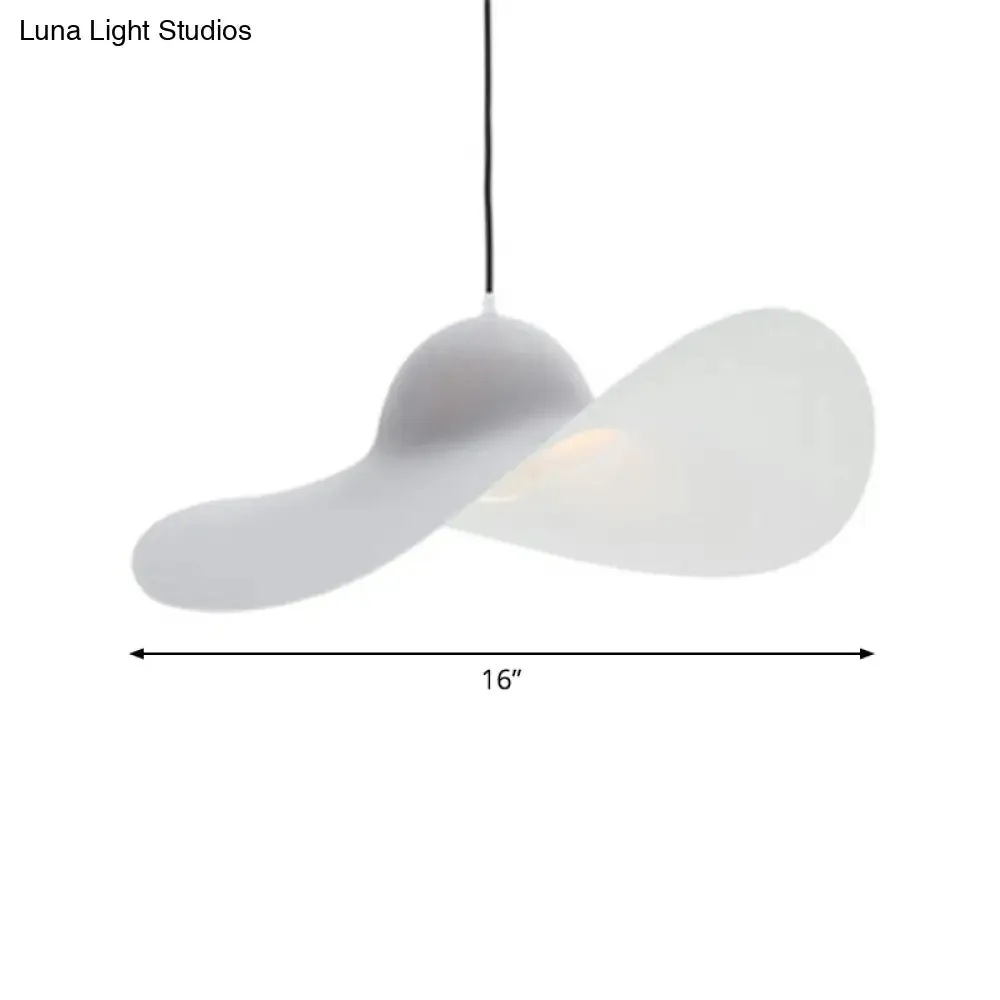 Stylish Wide-Brimmed Hat Pendant Lamp for Minimalist Living Room Decor