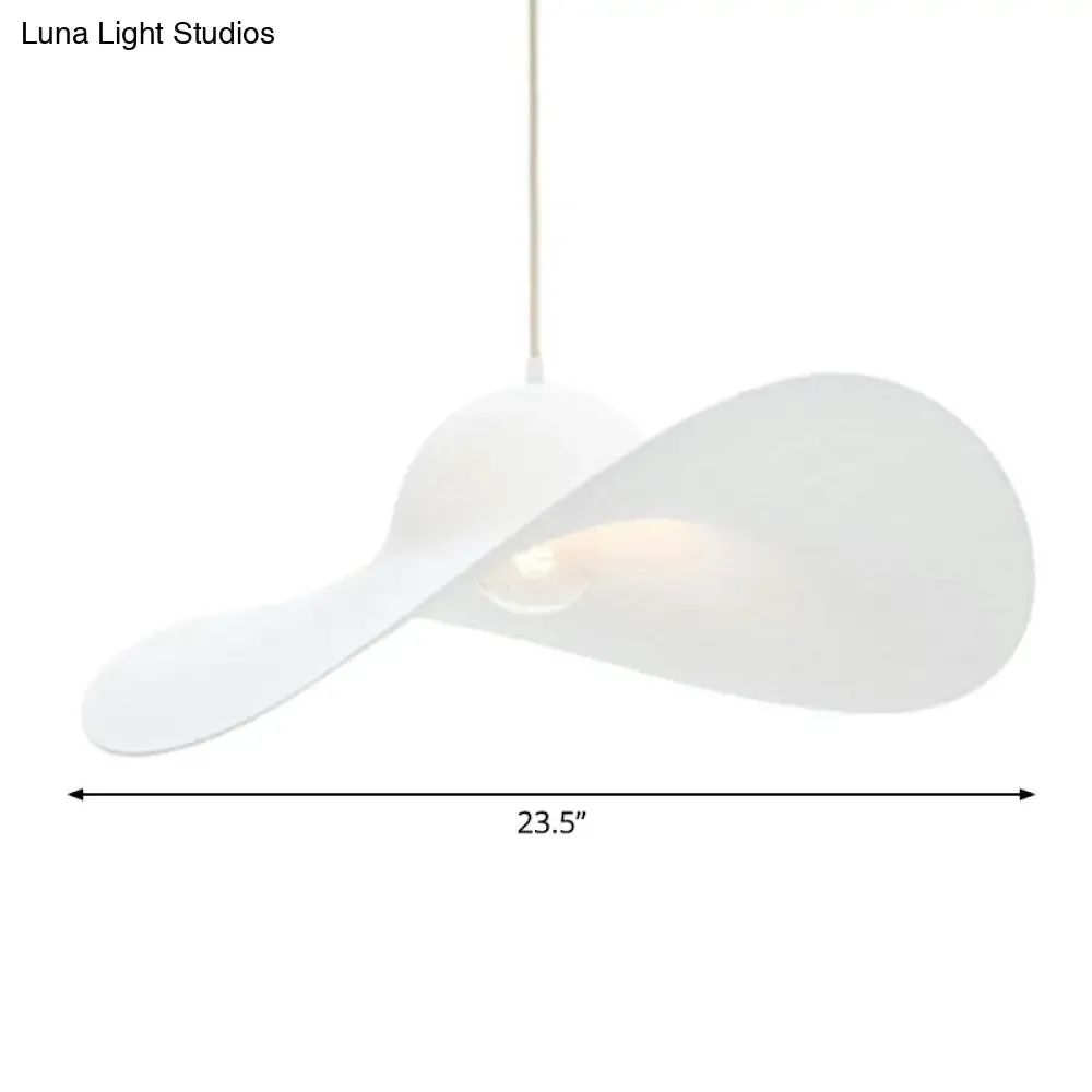 Stylish Wide-Brimmed Hat Pendant Lamp for Minimalist Living Room Decor